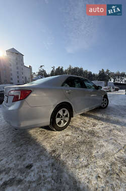 Седан Toyota Camry 2015 в Києві