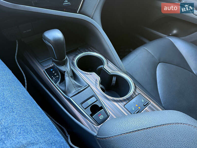 Седан Toyota Camry 2017 в Ивано-Франковске фото 15 Седан Toyota Camry 2017 в Ивано-Франковске