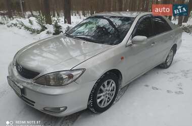 Седан Toyota Camry 2002 в Новомосковске