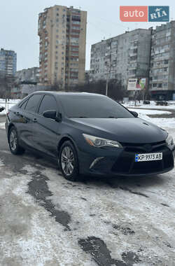 Седан Toyota Camry 2015 в Запорожье