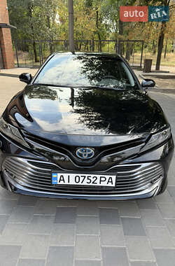Седан Toyota Camry 2020 в Запорожье