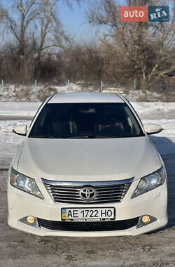 Седан Toyota Camry 2012 в Киеве