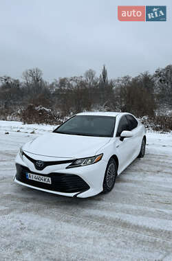 Седан Toyota Camry 2019 в Ирпене