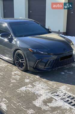 Седан Toyota Camry 2024 в Хмельницком