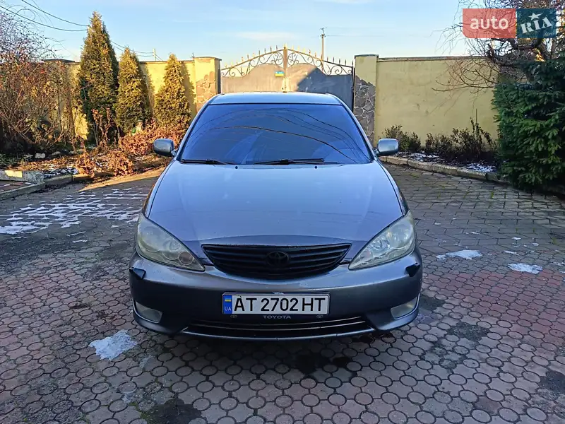 Toyota Camry 2004