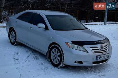 Седан Toyota Camry 2007 в Киеве