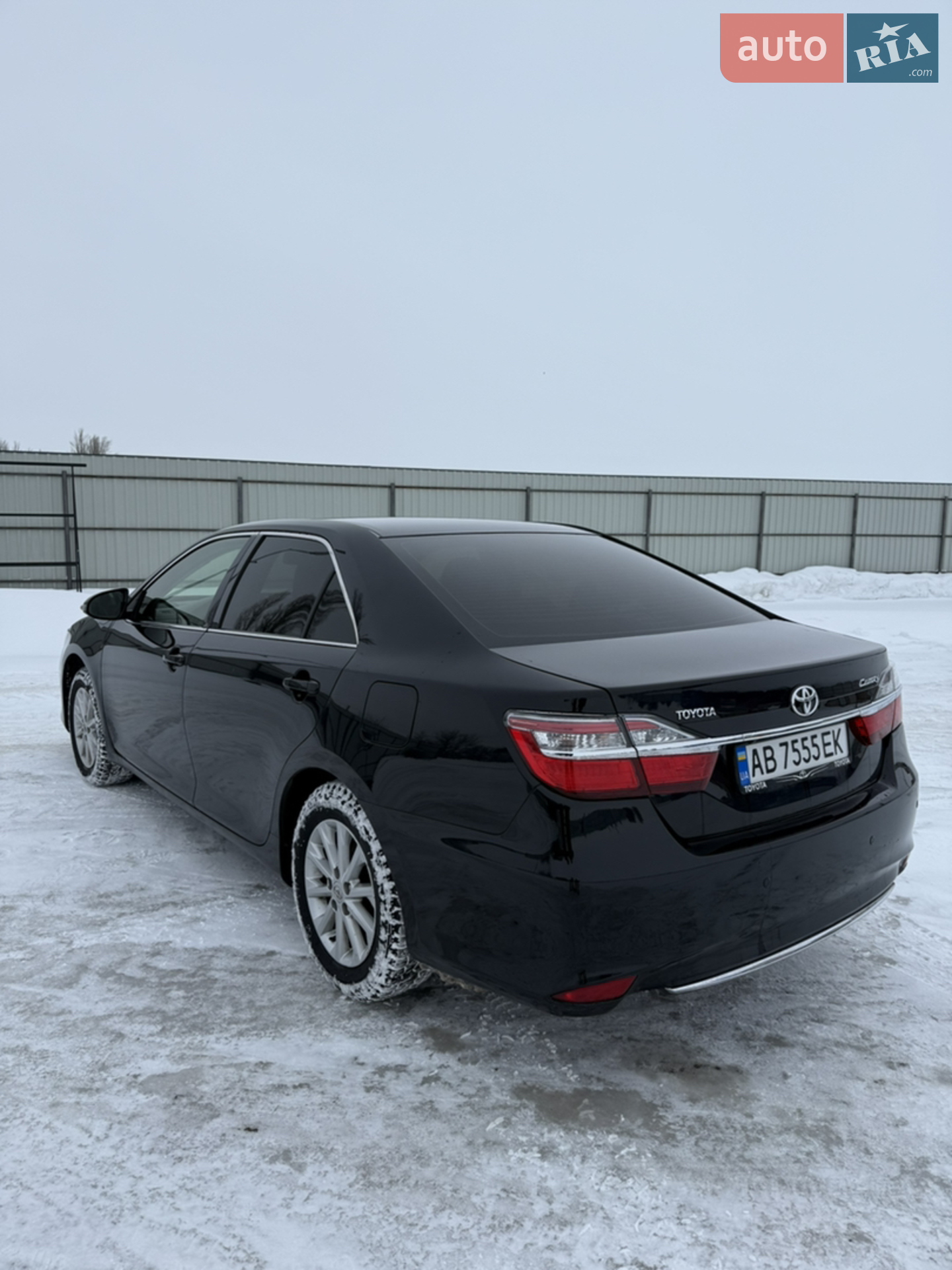 2017 Toyota Camry - мініатюра 2