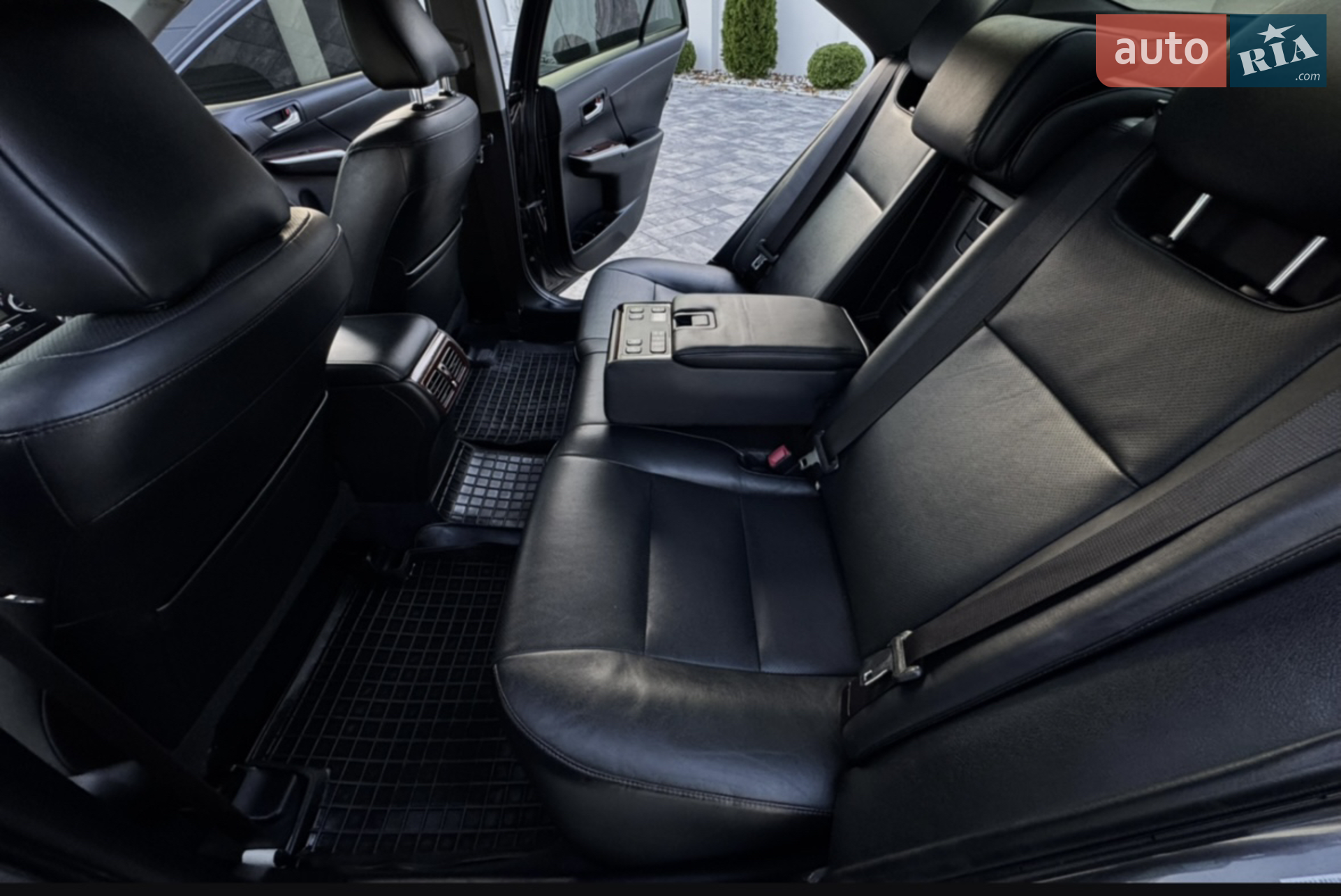 2012 Toyota Camry - мініатюра 21