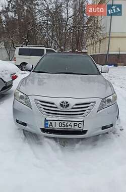 Седан Toyota Camry 2008 в Киеве
