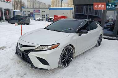 Седан Toyota Camry 2017 в Броварах