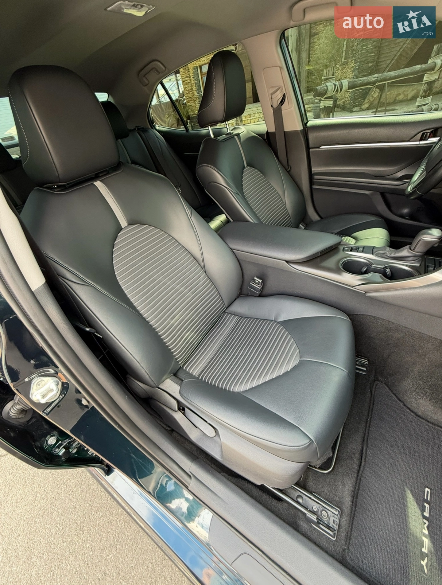 2021 Toyota Camry - мініатюра 12