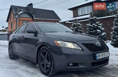 Седан Toyota Camry 2006 в Киеве
