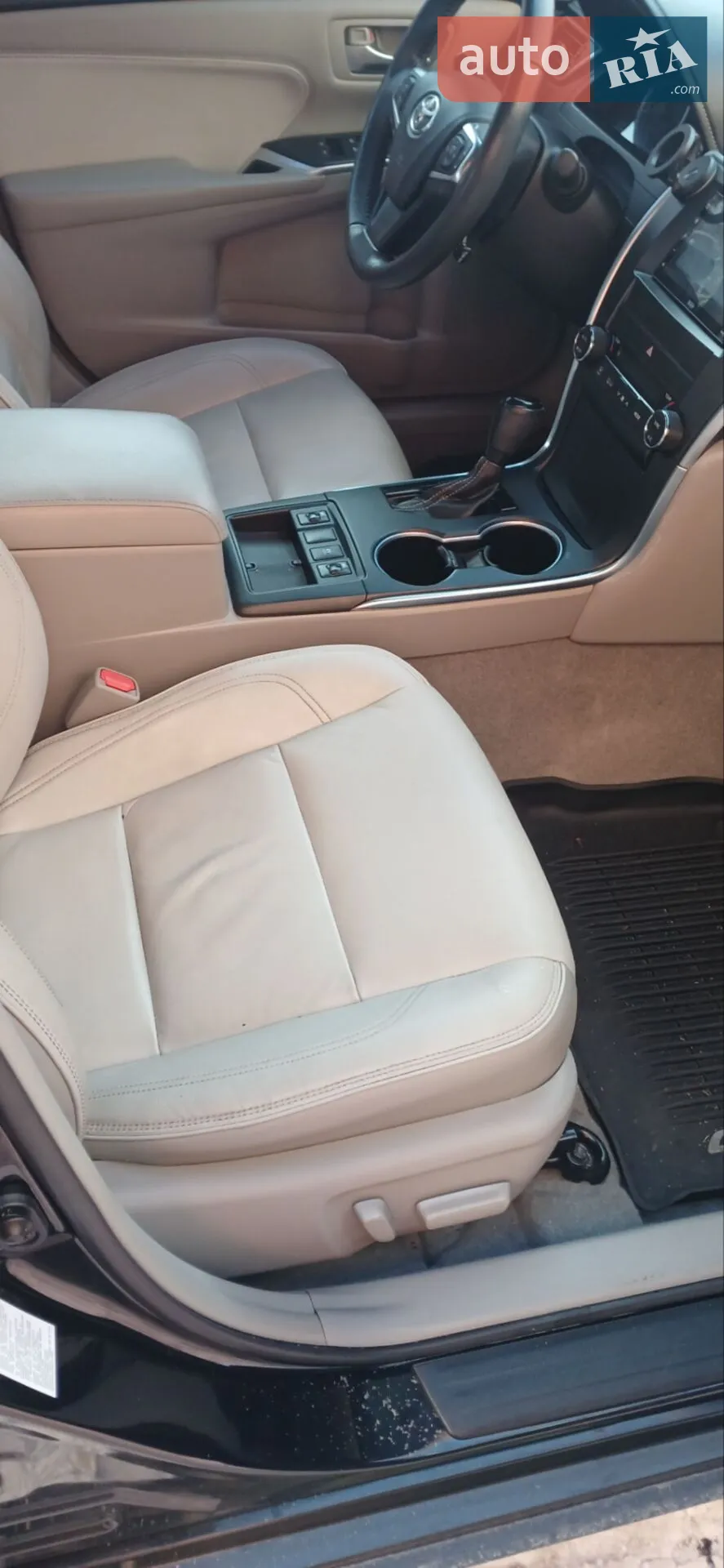 2016 Toyota Camry - мініатюра 2