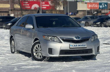 Седан Toyota Camry 2010 в Києві