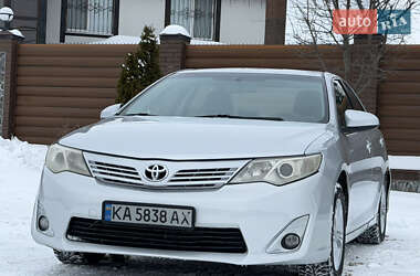 Седан Toyota Camry 2014 в Борисполі