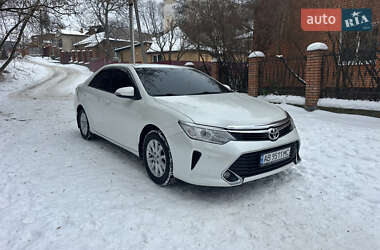 Седан Toyota Camry 2015 в Вінниці