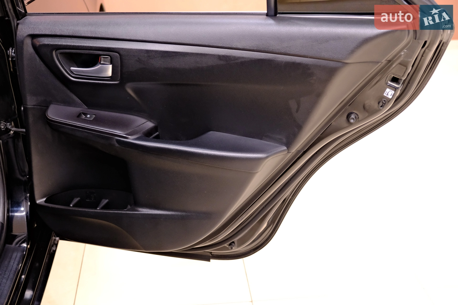 2016 Toyota Camry - мініатюра 33