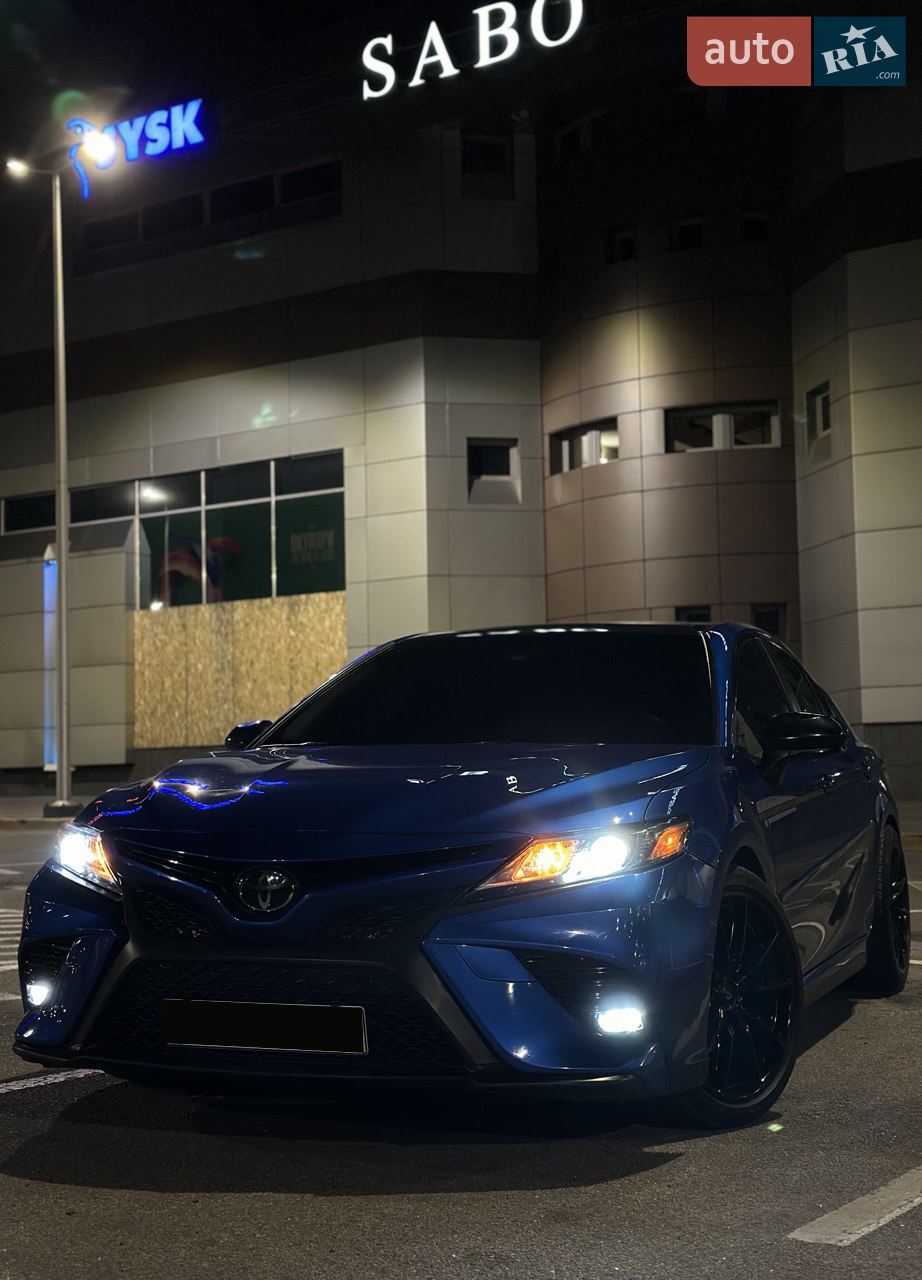 2018 Toyota Camry - мініатюра 14