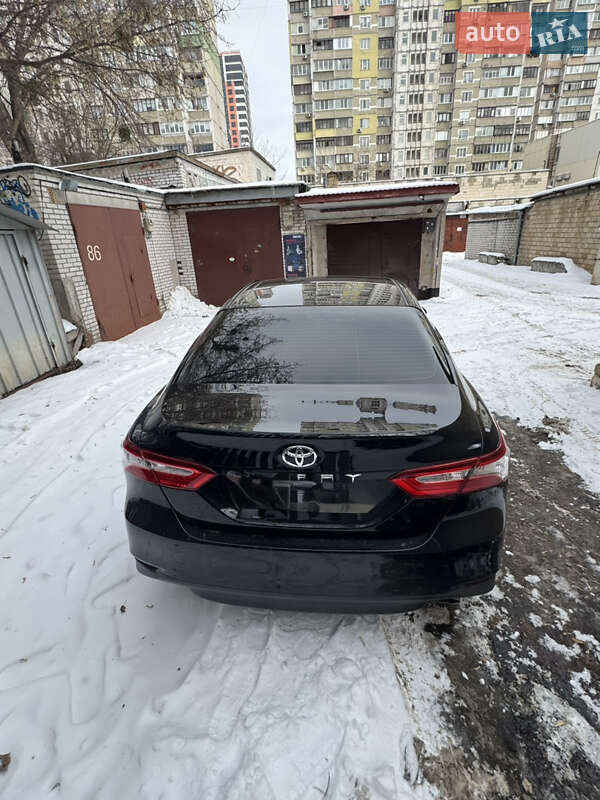 Седан Toyota Camry 2019 в Киеве фото 5 Седан Toyota Camry 2019 в Киеве