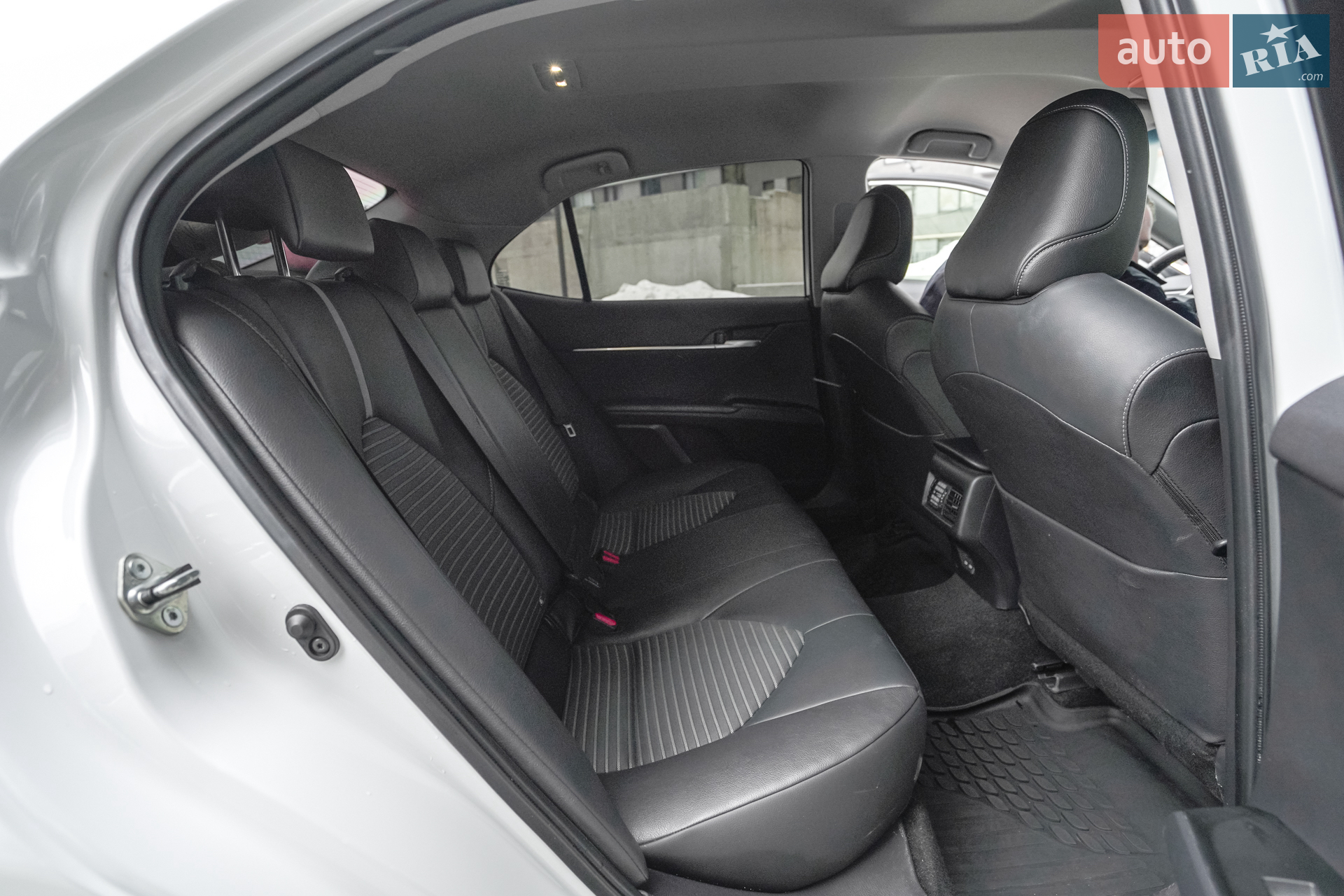 2022 Toyota Camry - мініатюра 8
