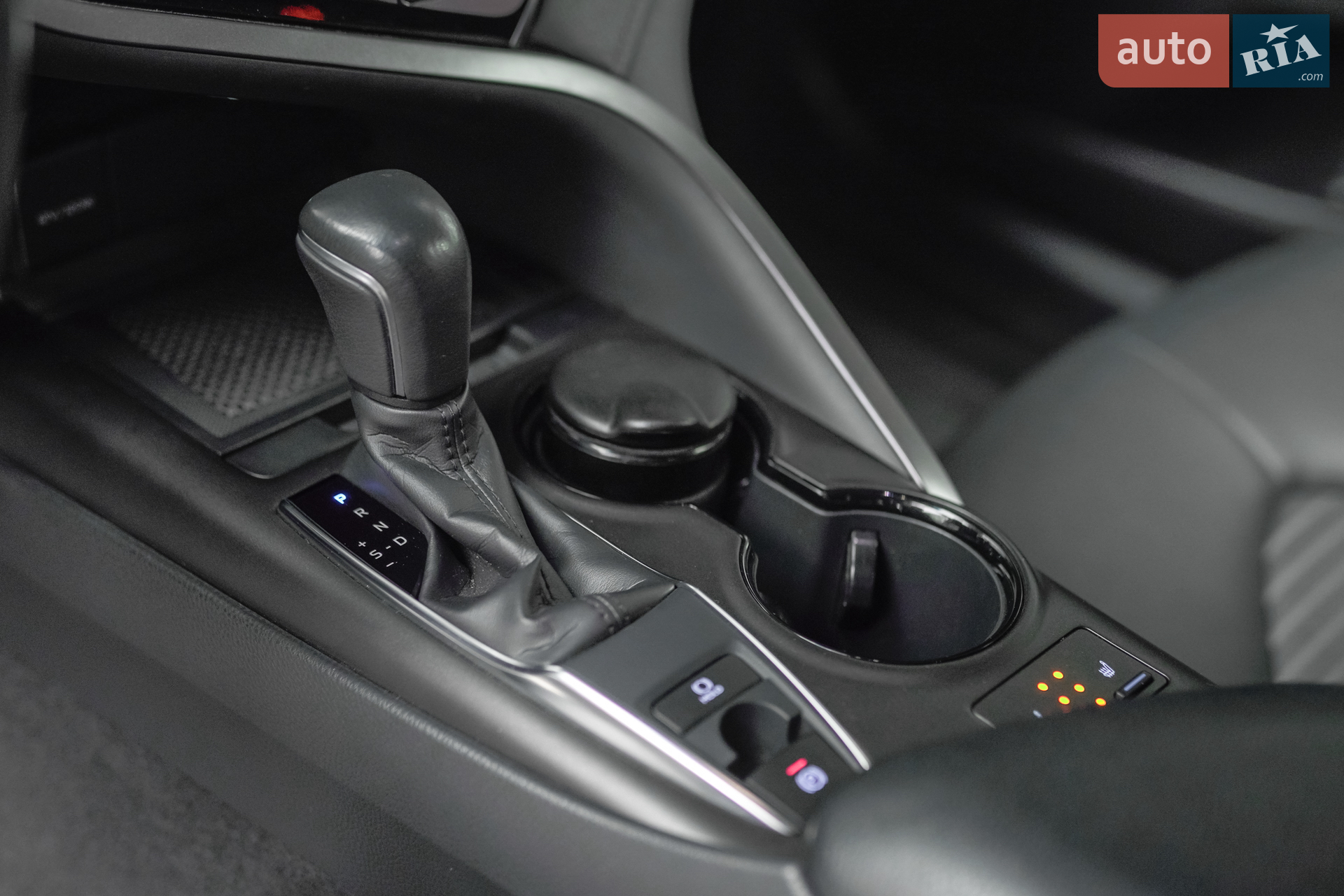 2022 Toyota Camry - мініатюра 23