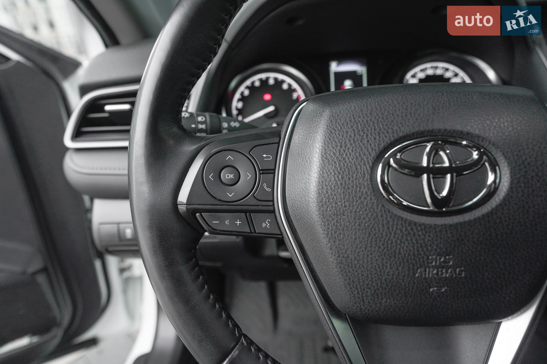 2022 Toyota Camry - мініатюра 19