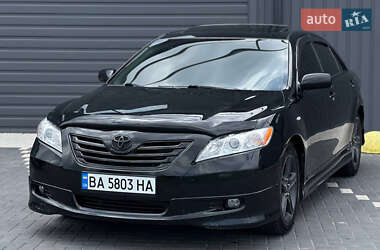 Седан Toyota Camry 2007 в Кропивницком