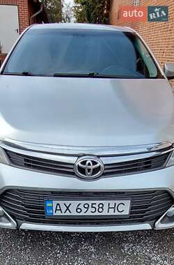 Седан Toyota Camry 2015 в Києві