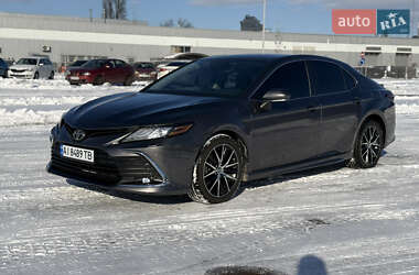 Седан Toyota Camry 2021 в Києві