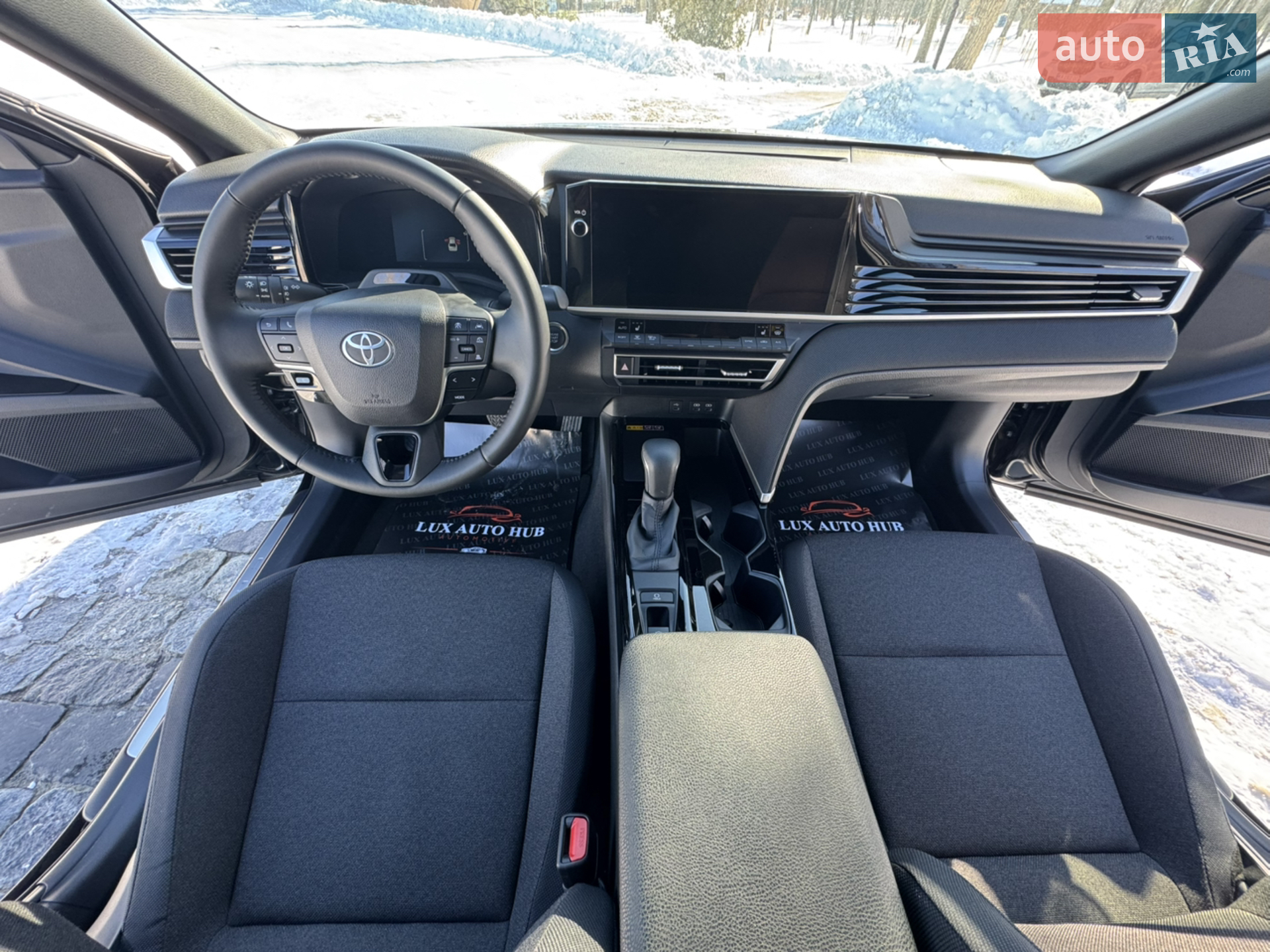 2025 Toyota Camry - мініатюра 17