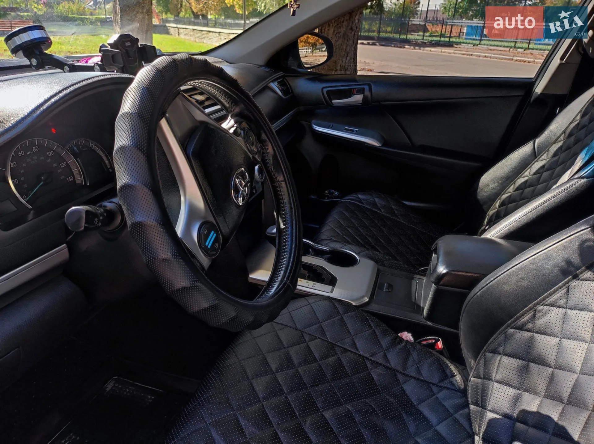 2013 Toyota Camry - мініатюра 4
