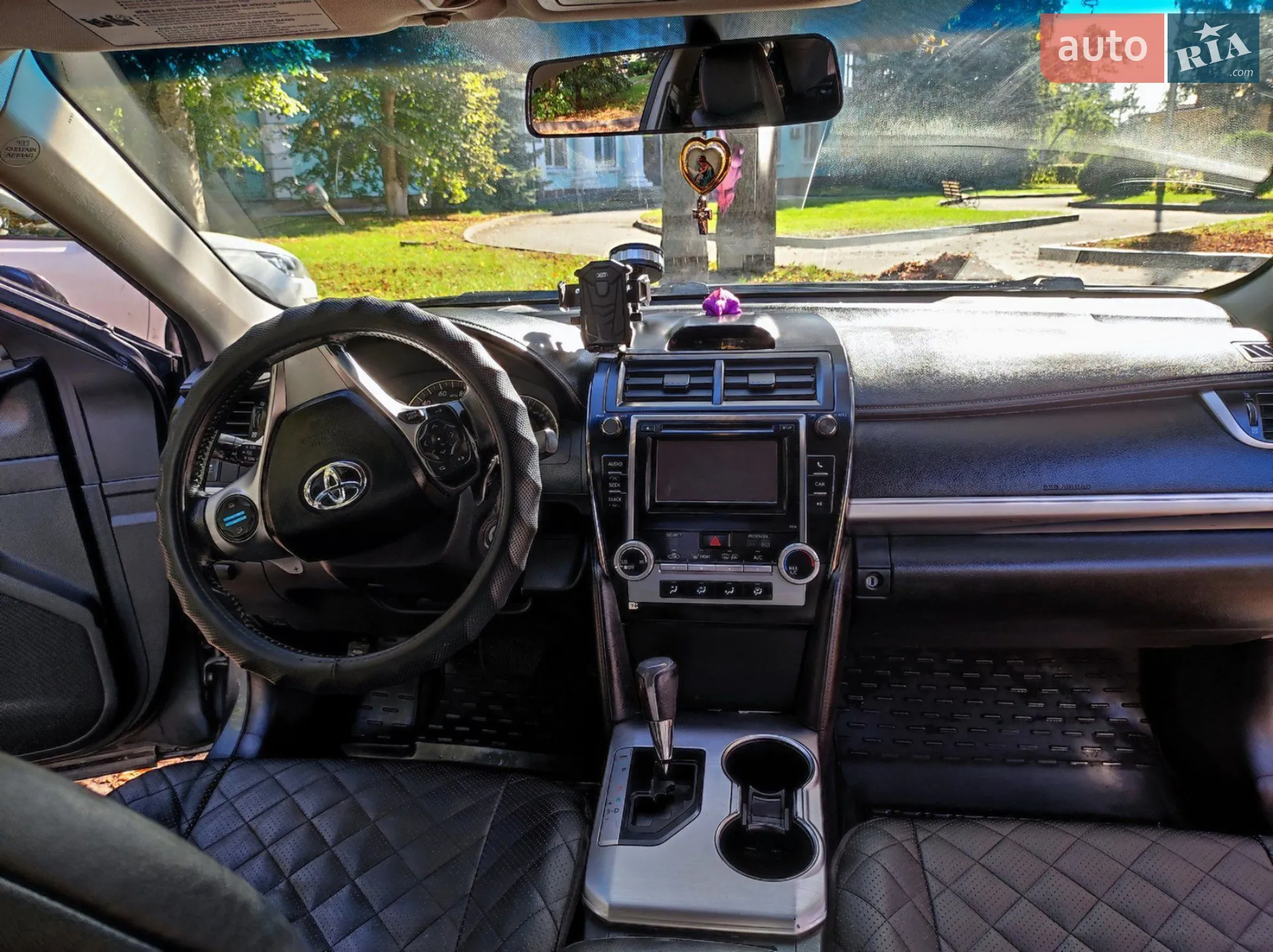 2013 Toyota Camry - мініатюра 9