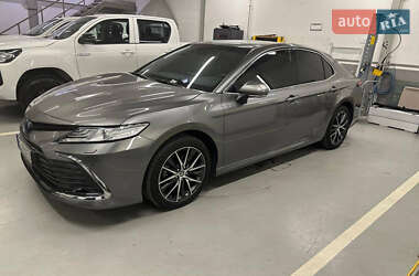 Седан Toyota Camry 2023 в Миколаєві