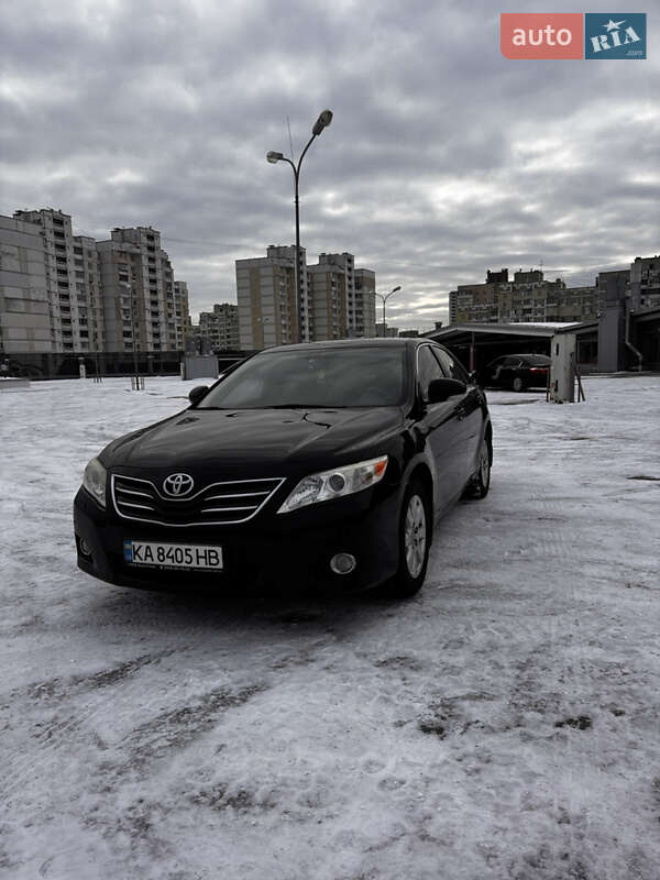 Toyota Camry 2010
