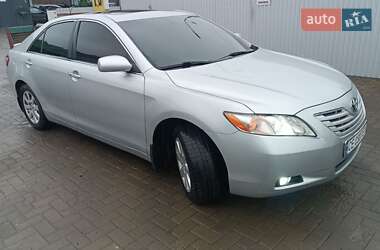 Седан Toyota Camry 2006 в Черновцах
