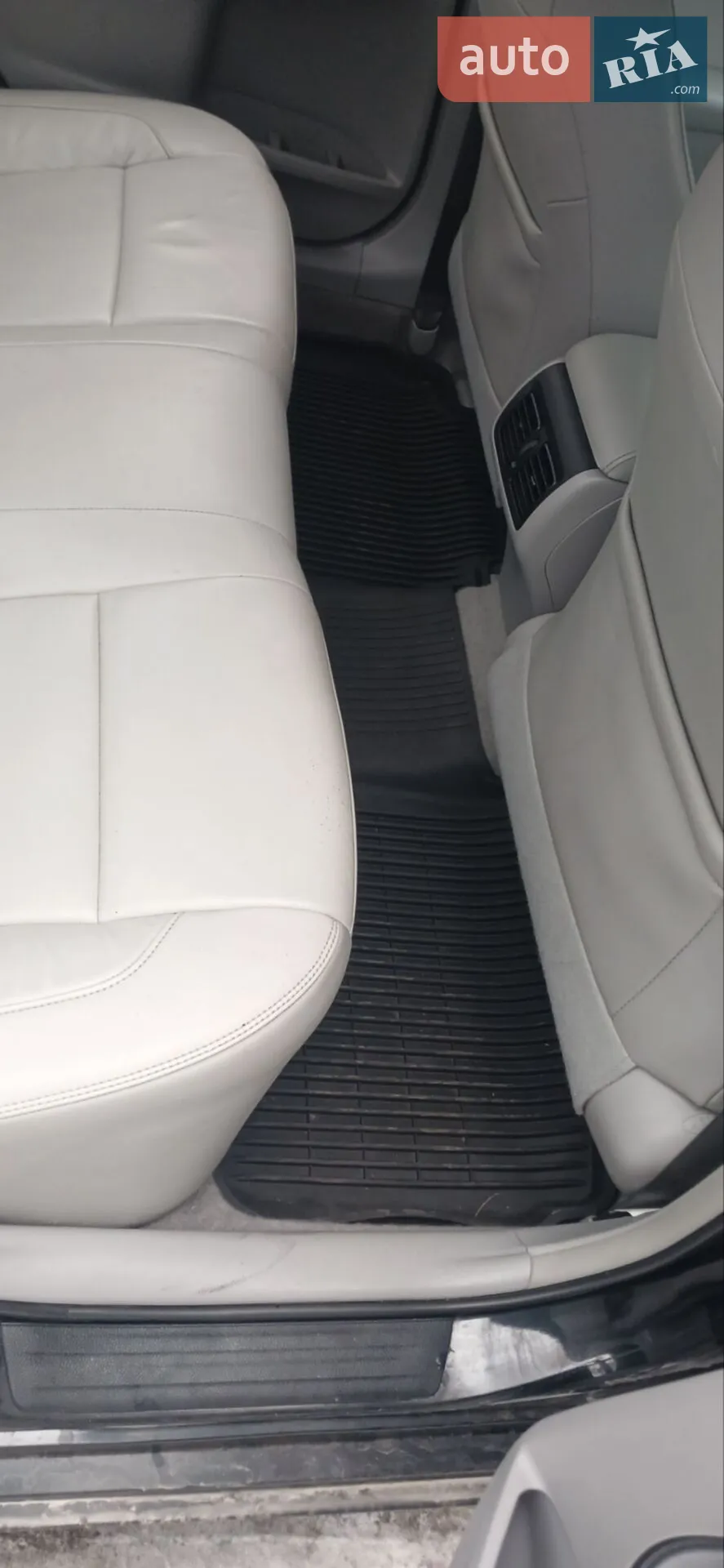 2016 Toyota Camry - мініатюра 11