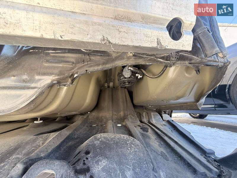 Седан Toyota Camry 2022 в Киеве