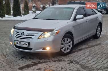 Седан Toyota Camry 2008 в Києві