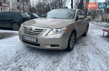 Седан Toyota Camry 2007 в Хмельницком