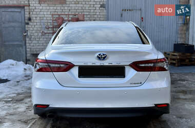 Седан Toyota Camry 2021 в Києві