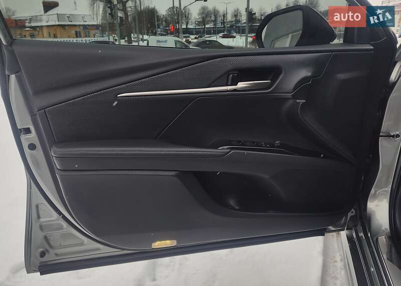 Седан Toyota Camry 2024 в Виннице фото 25 Седан Toyota Camry 2024 в Виннице