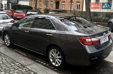 Седан Toyota Camry 2012 в Киеве