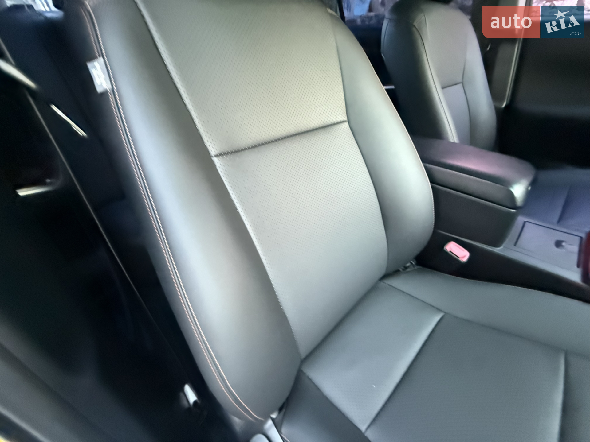2013 Toyota Camry - мініатюра 59