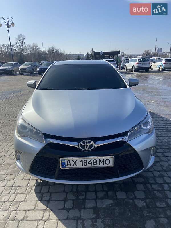 Седан Toyota Camry 2016 в Харькове фото 5 Седан Toyota Camry 2016 в Харькове