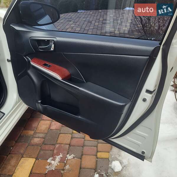 Седан Toyota Camry 2011 в Смеле