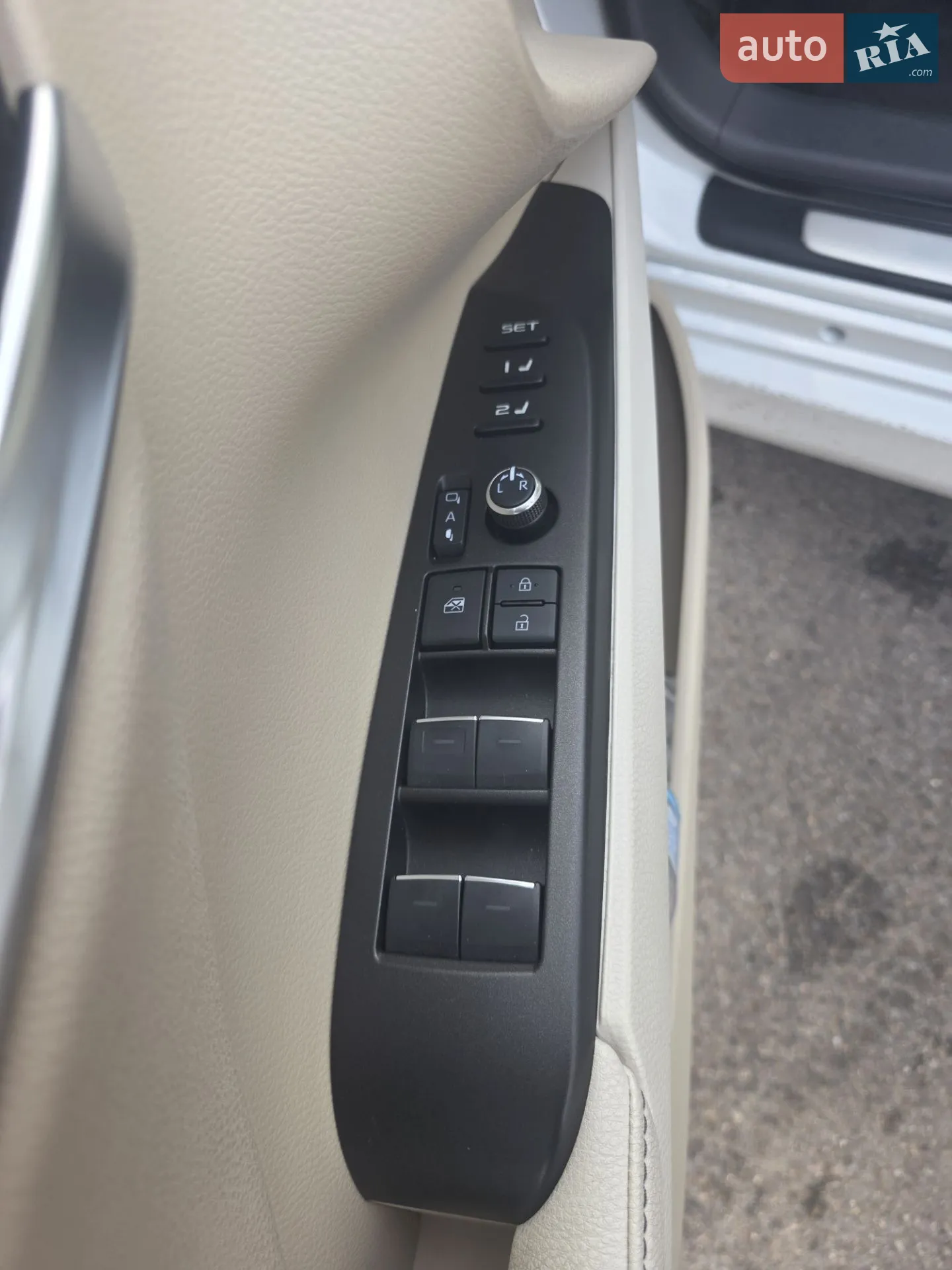 2023 Toyota Camry - мініатюра 11