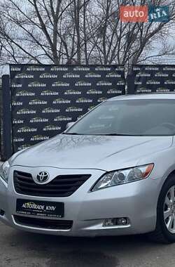 Седан Toyota Camry 2008 в Киеве
