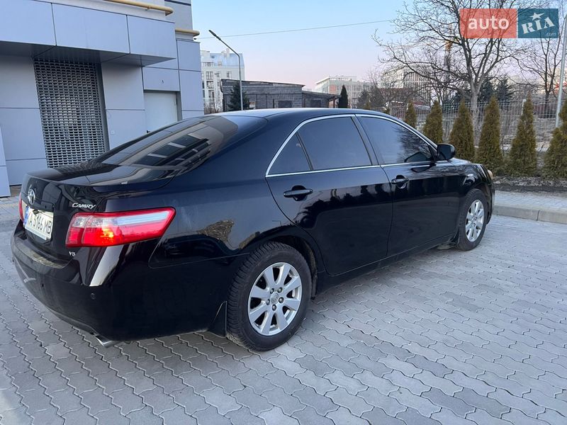 Седан Toyota Camry 2006 в Львове