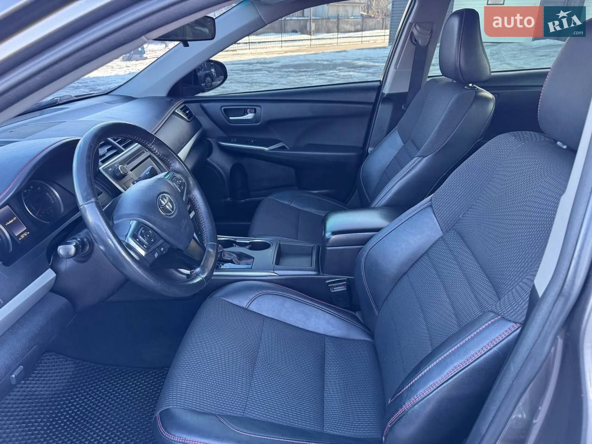 2017 Toyota Camry - мініатюра 5