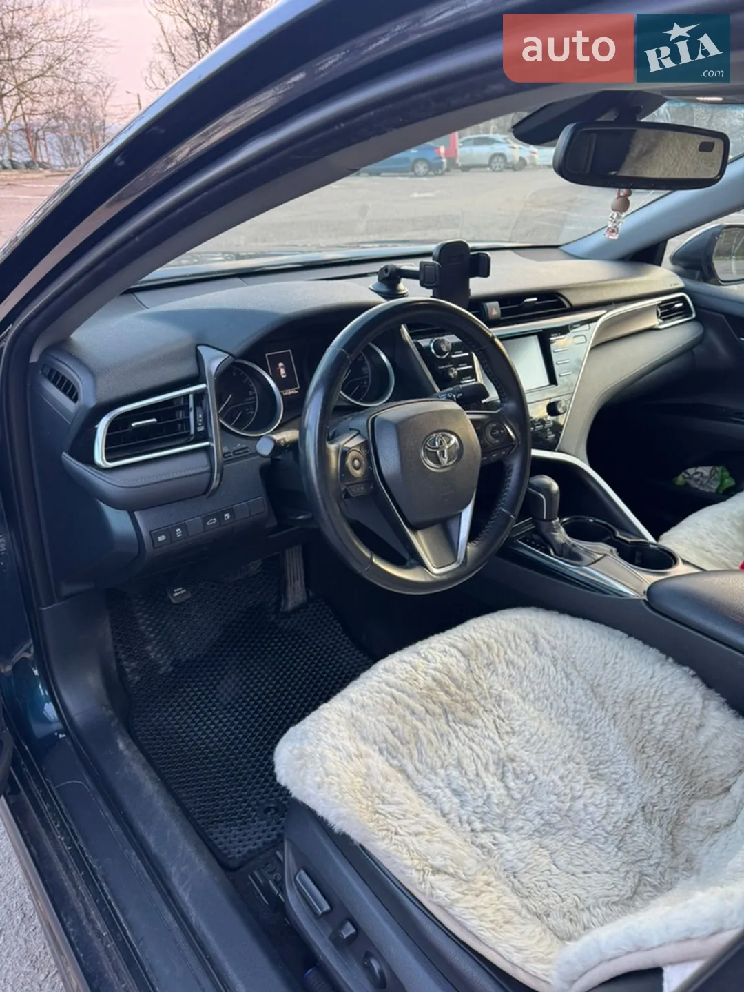 2017 Toyota Camry - мініатюра 12